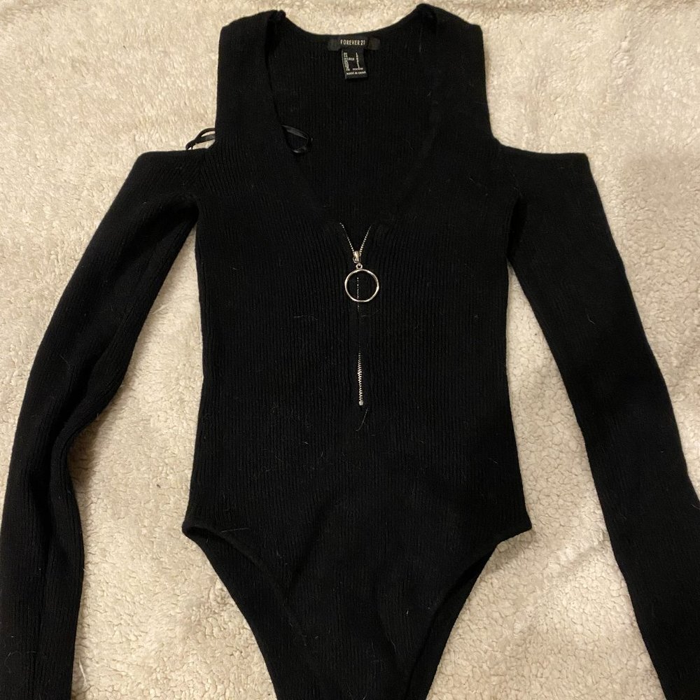 Long sleeve body suit